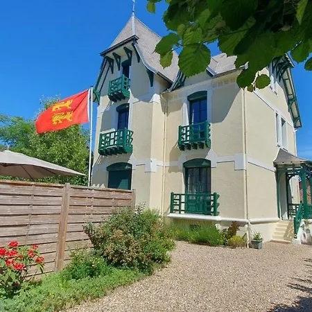 Simple Abri Villa Verneuil d'Avre et d'Iton